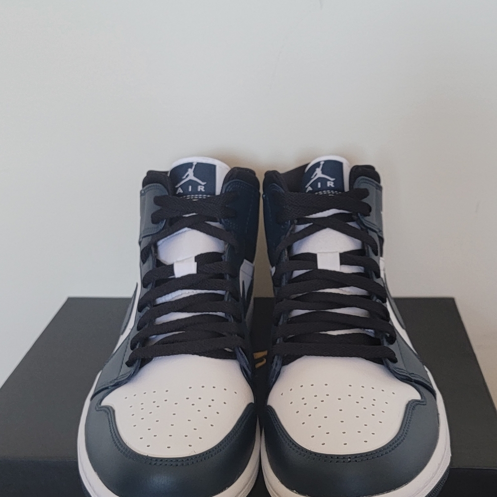 Nike Air Jordan 1 Mid Retro Armory Navy White 554724-411 Men size 11 - Picture 4 of 8
